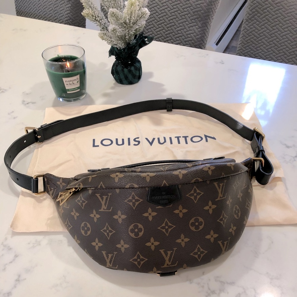 Louis Vuitton World Tour Bumbag